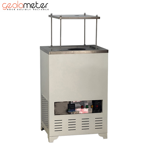 Thermostatic overflow tank